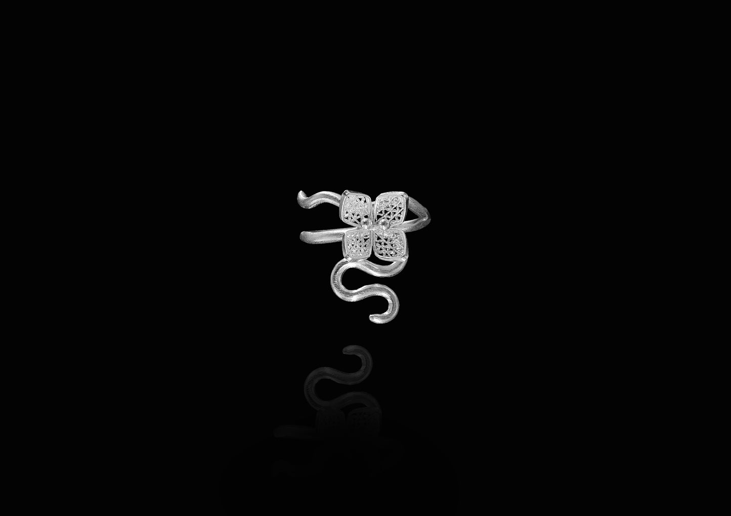Ixora Branch Ring