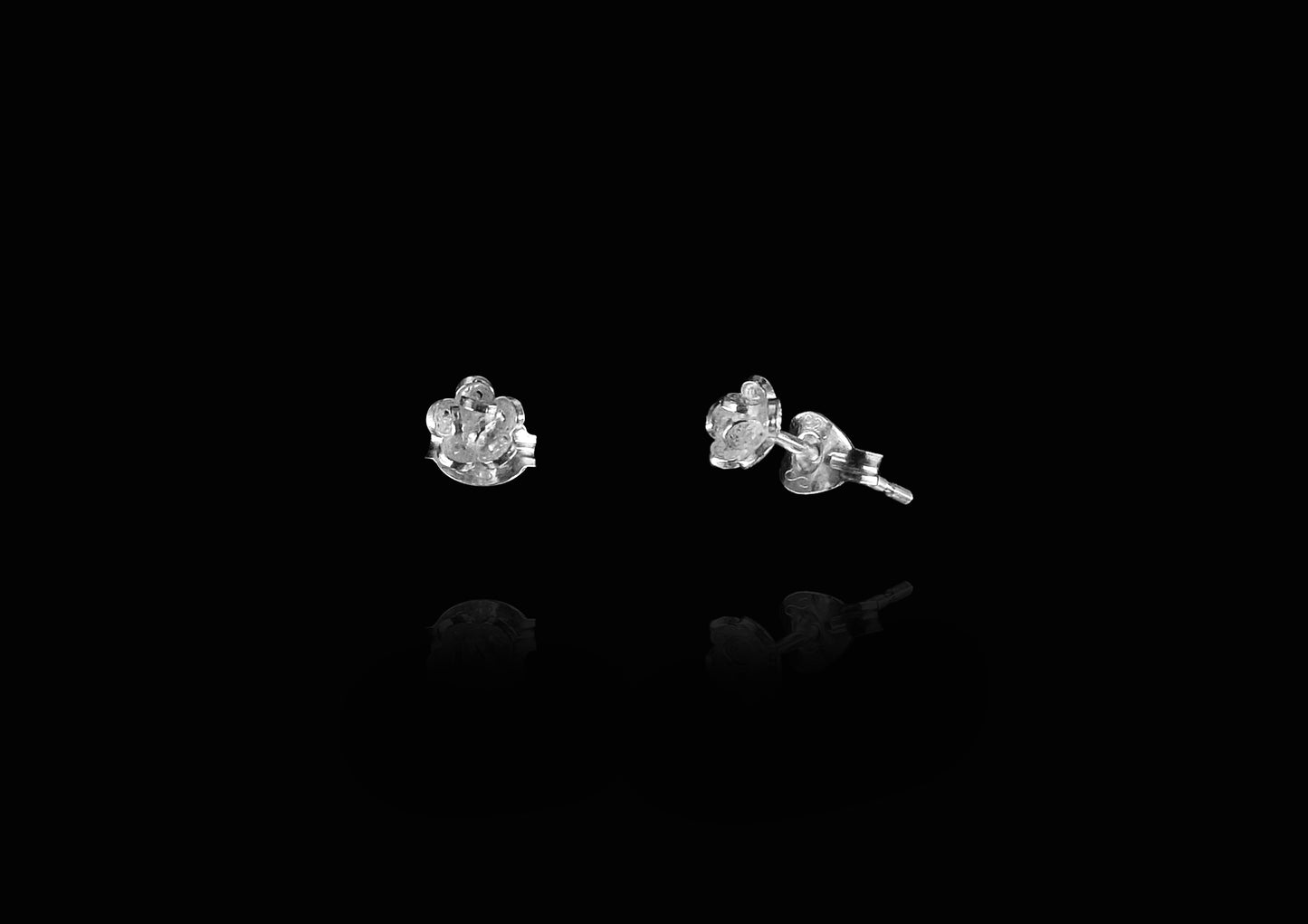 Lobularia Ear Studs