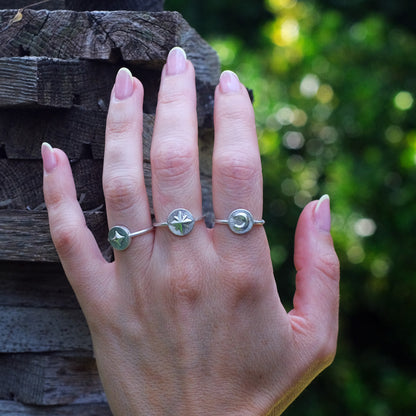 Luna Signet Ring