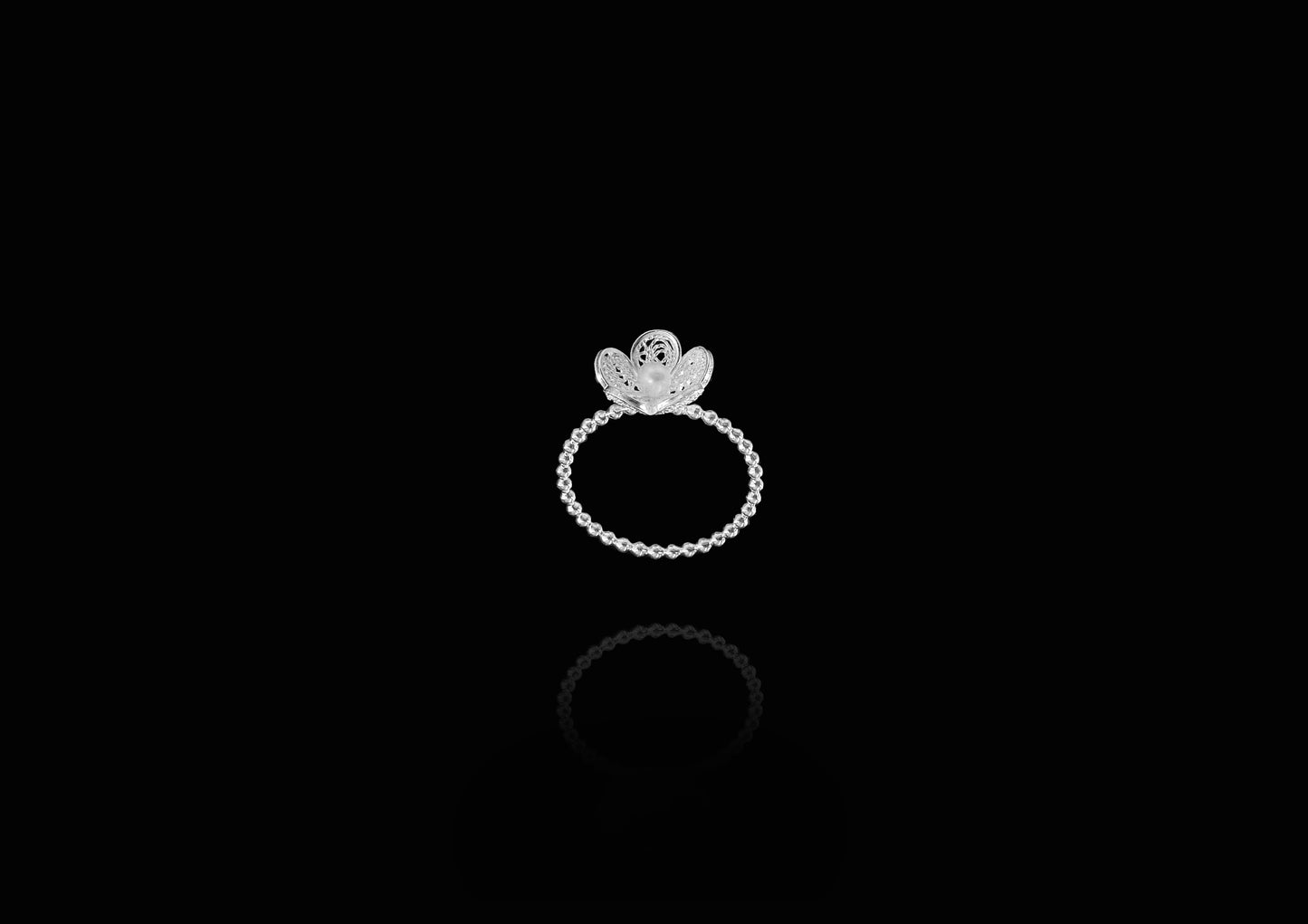 Phlox Ring (Pearl)